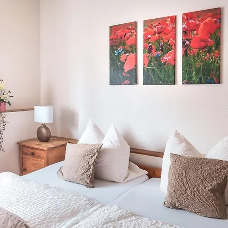 Hotel Schloss Destille 3*