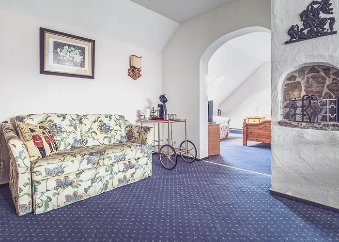 Schloss Destille Hotel 3*