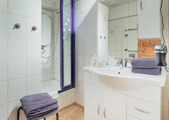 Schloss Destille 3* Dormagen