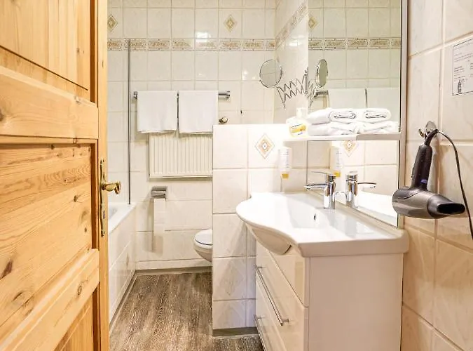 Schloss Destille 3* Dormagen