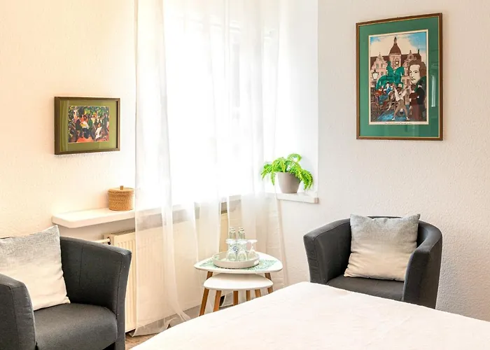 Hotel Schloss Destille 3*